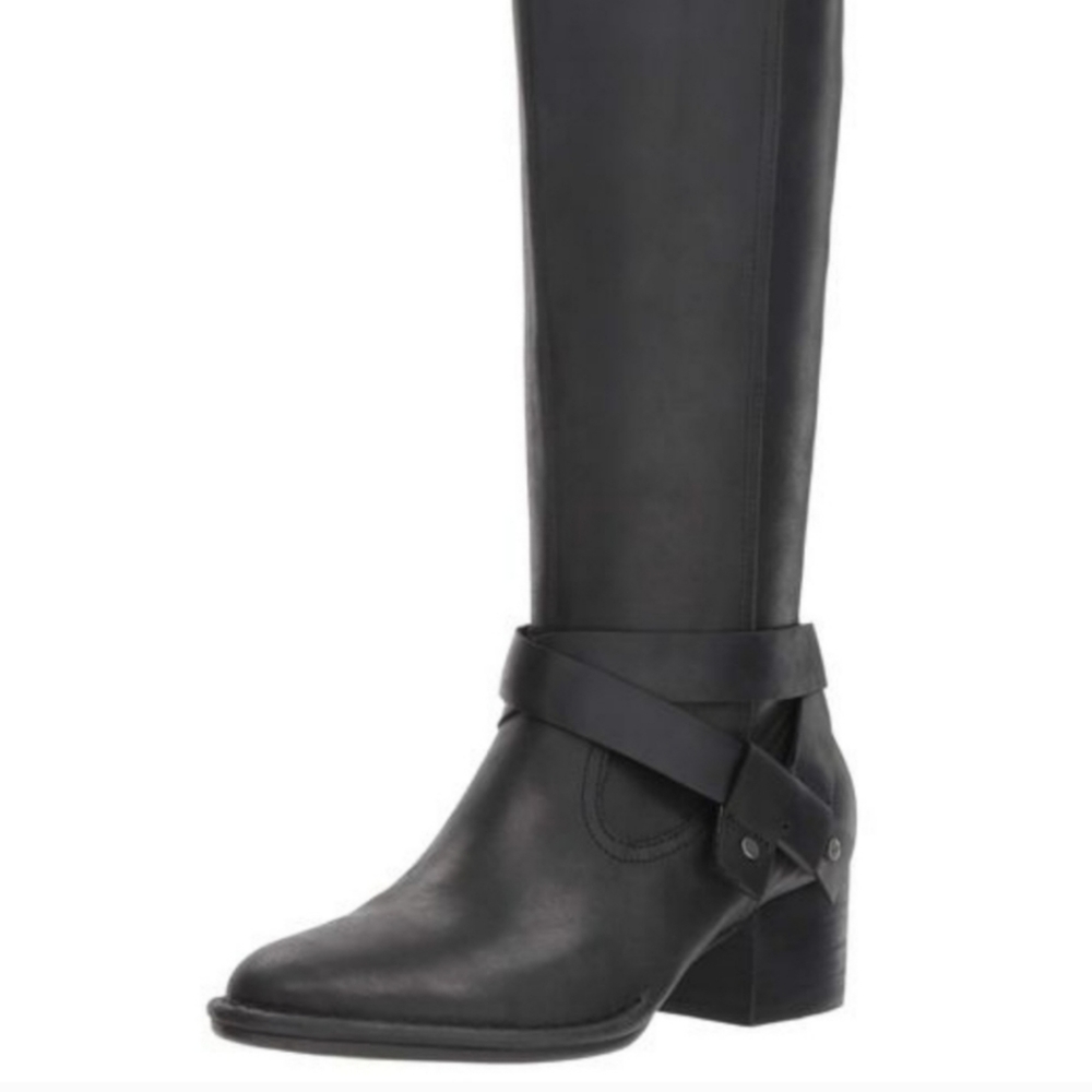 Ugg Bandera Leather Knee High Boots in Black.  UGG SN 1095056. #485 - Picture 3 of 16